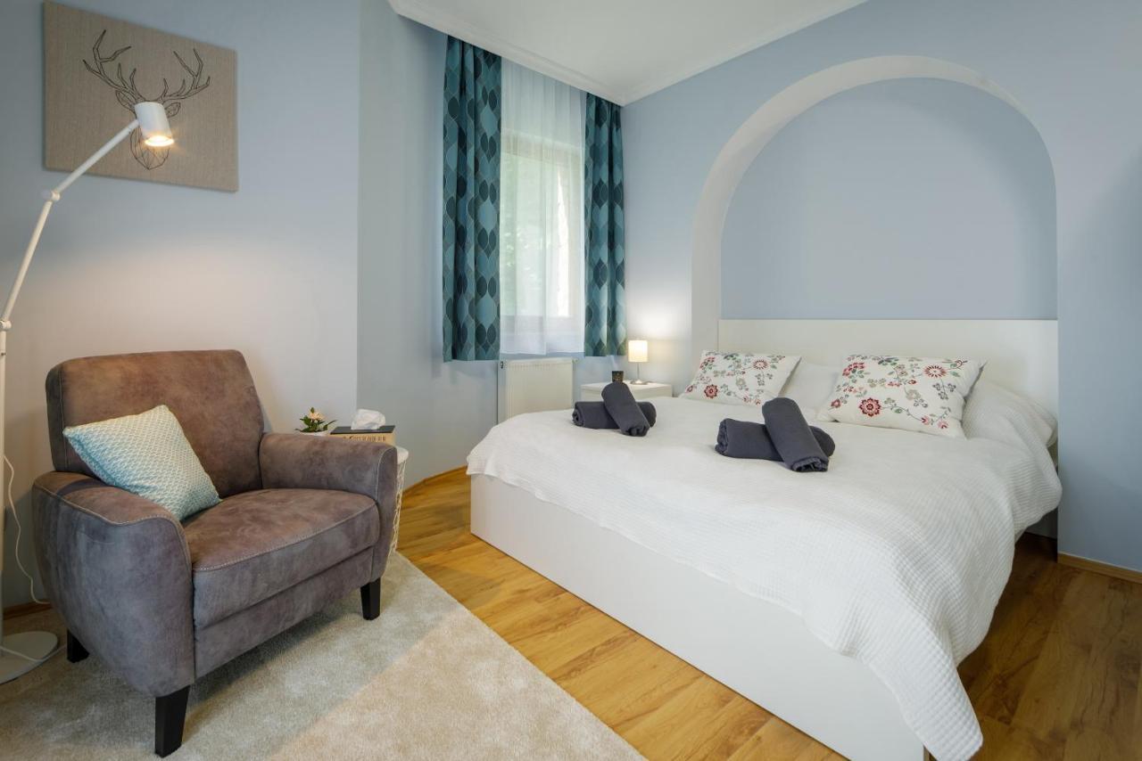 Villa Muzsa Deluxe Balatonfüred Екстериор снимка