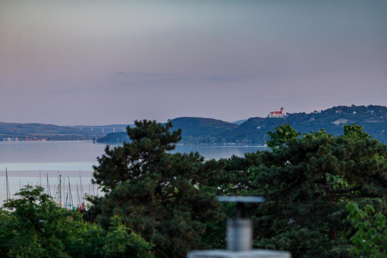 Villa Muzsa Deluxe Balatonfüred Екстериор снимка