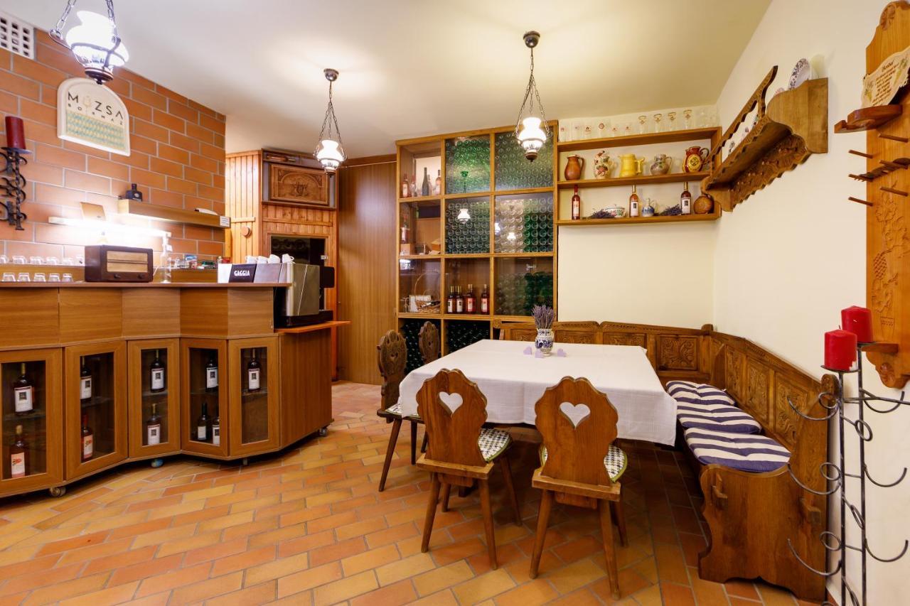 Villa Muzsa Deluxe Balatonfüred Екстериор снимка
